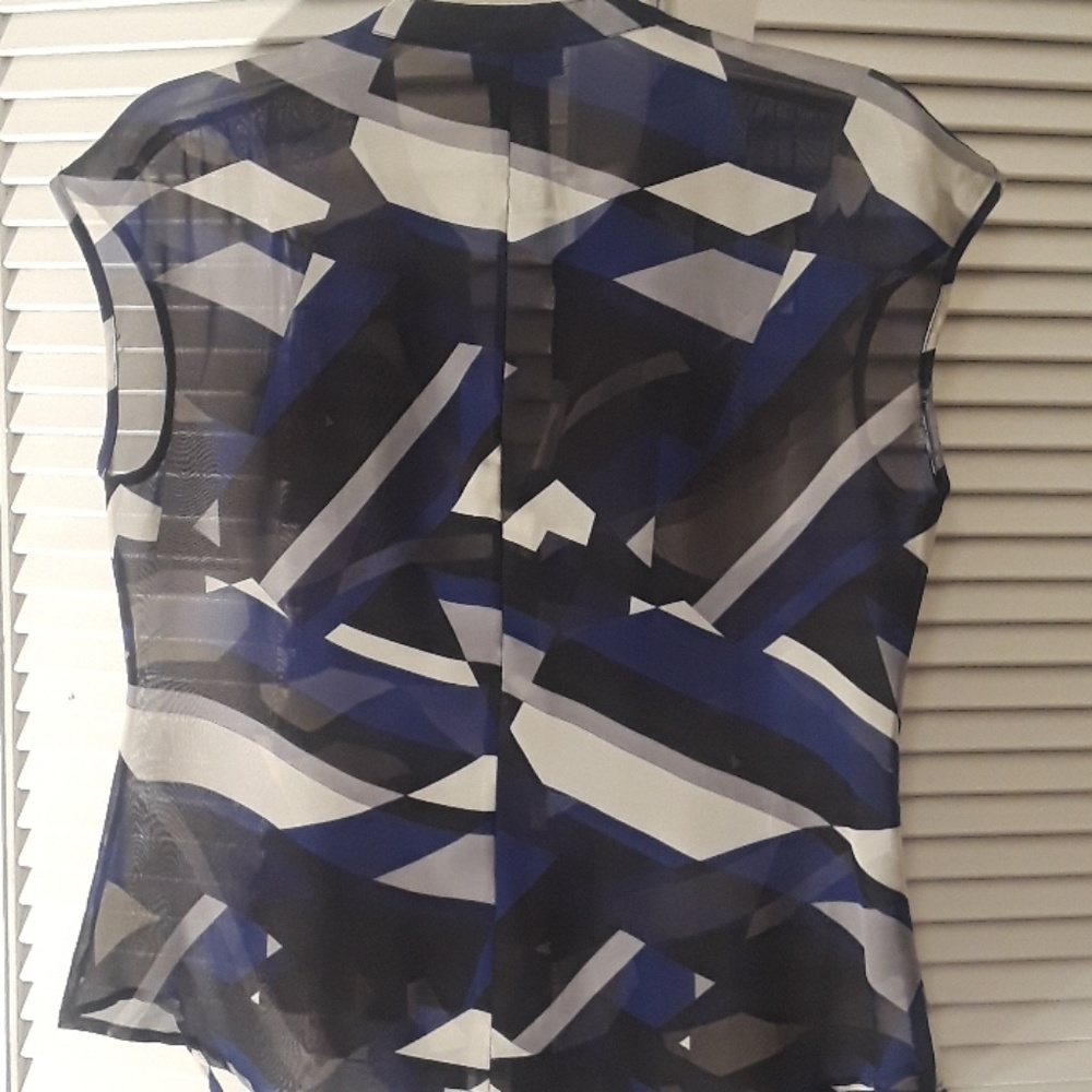 Tops - Picture 2 of 2